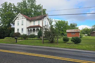 Image de Charming 3-bedroom farmhouse 1 hour from Beaver Stadium