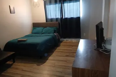 Image de Elsichy Stay Cozy individual room - Sleeps 2 each room- Near West Edmonton Mall