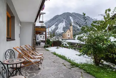 Image de Appartement 'Hotel Sonnblick - Wohnung Klaus' avec vue sur les montagnes, terrasse partagée et Wi-Fi