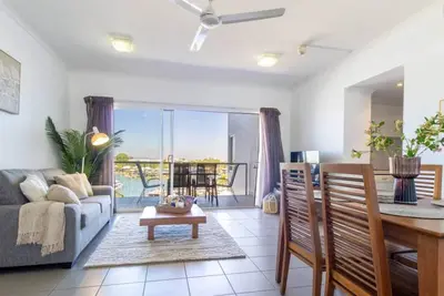 Image de This apartment is a 2 bedroom(s), 2 bathrooms, located in Larrakeyah, Nt.