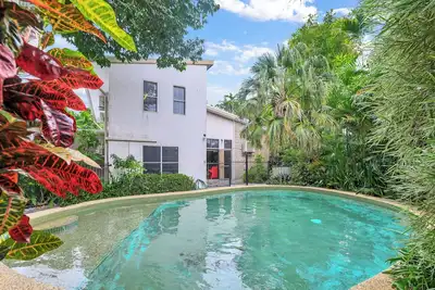Image de Tropical Crush | 4 Beds, 2 Bath | Pool