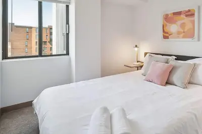 Image de Pp 1002  Modern Corporate 2br, pool, Gym