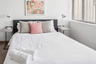 Image de Pp 1301  Modern Corporate 2br, pool, Gym