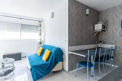 Image de Appartement au Coeur de Mimizan Plage pour 4 Personnes, à Proximité des Commerces et Plages