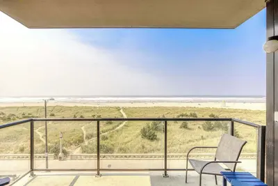 Sand & Sea (306 308) - 2x Luxury Oceanfront condos