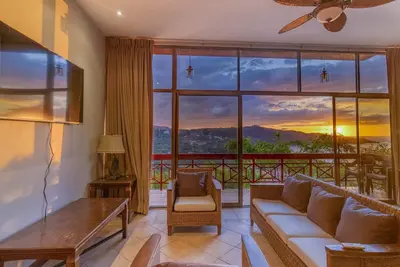 Image de Ocean and Mountain View Villa