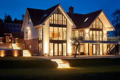 Image de Branson's Estate - Six Chambres Maison, Couchages 12