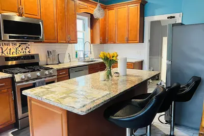 Image de Charming 2-bedroom entire apartment in very convenient location in Everett