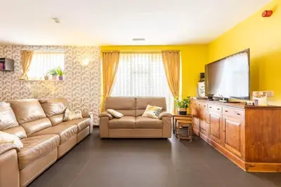 Image de Gîte de standing pour groupe Accessible 2 Pmr