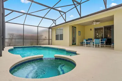 Image de Private Pool and Jacuzzi-Close to Disney Parks!