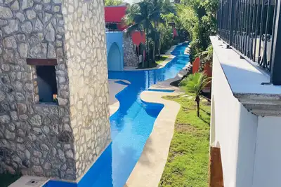 Image de Spacious Mexican Hacienda with Lazy River Pool, Family-Friendly