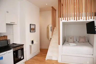 Image de Supérieure-Studio-Salle de bain privée