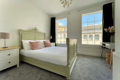 Old Town Apartment Central Edinburgh