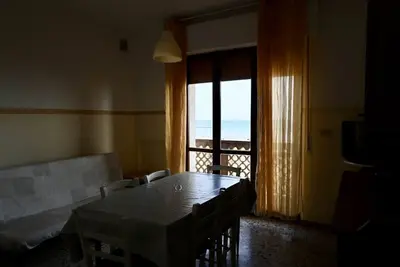 Image de Rm06 - Senigallia, three-room apartment facing the sea