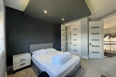 Image de A Place for Large Families