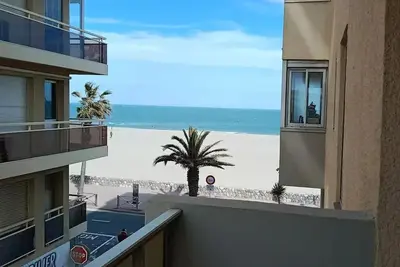 Image de Appartement T2 à deux pas des bars animés et plage - 4manga10