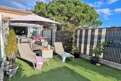 Image de Maison T3 - 4 personnes - Climatisation - Terrasse - WiFi - Proche centre ville et commerces - Sainte Maxime