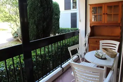 Image de Appartement T2 avec terrasse et parking à 400 m du Port - 4rs207