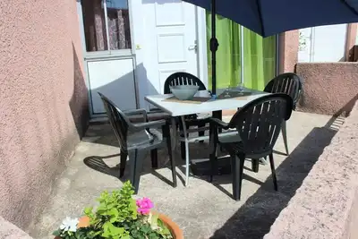 Image de Beau T3 avec piscine collective proche Port, plage et commerces-4jdn822