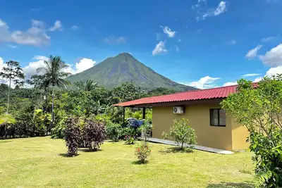 Image de Villa With the Best Arenal Volcano Views: 4 Guests, Nature & Small Kitchen