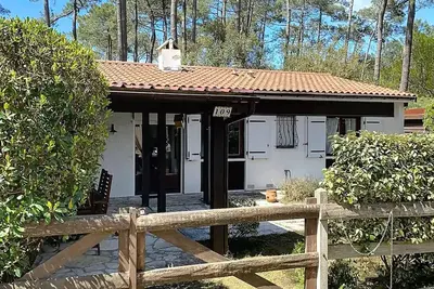 Image de Charmante maison avec jardin dans la pinède pour 6 personnes à Lacanau Océan