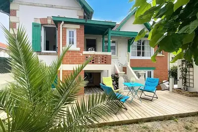 Image de Magnifique Canaulaise typique 5 chambres, 10 personnes à Lacanau océan