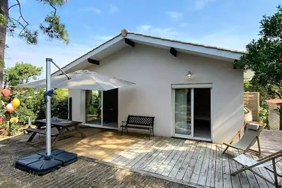 Image de Einfamilienhaus 4 Schlafzimmer für 8 Personen in Lacanau Meer, fußläufiger Strand