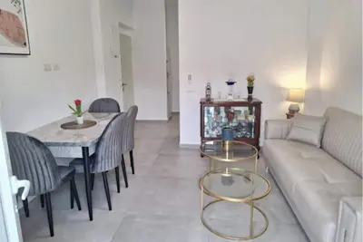 Image de Modern 2 bedroom Apartment with Private Balcony
