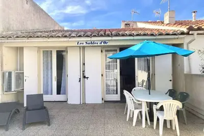 Image de 50m Plage: Maison De Plain Pied climatisée  6 Couchages avec belle terrasse