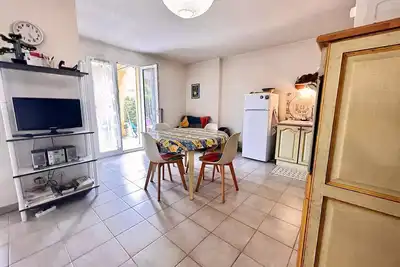 Image de Sainte Maxime App 2 Zimmer 4 Betten Schwimmbad