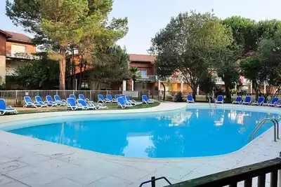 Image de Amarine Residenz. Wohnung mit Terrasse und beheiztem Pool