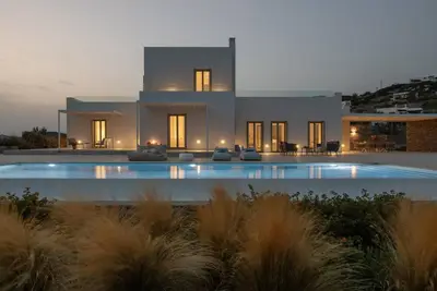 Image de Villa 'Ioli Infinity Pool' avec vue sur la mer, Wi-Fi et climatisation