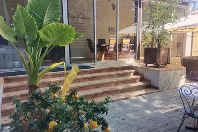 Image de Maison de vacances 'De Maître Potager' avec terrasse privée, jardin privé et Wi-Fi