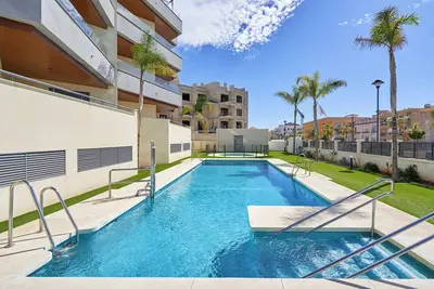 Image de Appartement 'Vacances sur la Costa del Sol A114' avec vue mer, piscine et climatisation