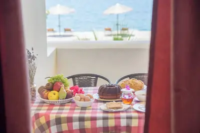 Image de Appartement 'Ktima Develekou 2' avec vue sur la mer, Wi-Fi et climatisation