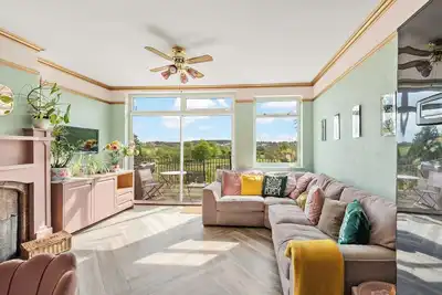 Experience the perfect blend of luxury, comfort and adventure at Chapter Meadow.