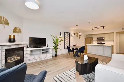 Image de Luxury Suite, Jacuzzi, Full Kitchen, Heated Pool