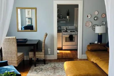 Image de Charming 2-bedroom apartment in the heart of Old Town, Alexandria