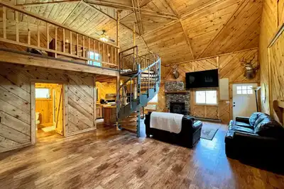 Image de Charming cabin in Appalachian mountains of Cabins, Wv with full amenities