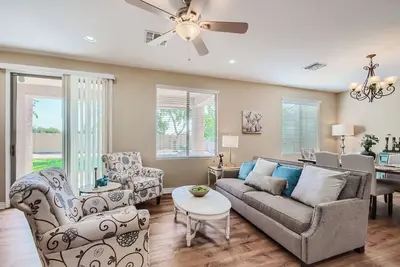 Image de Charming 3-bdrms/2bath/enjoyable Goodyear