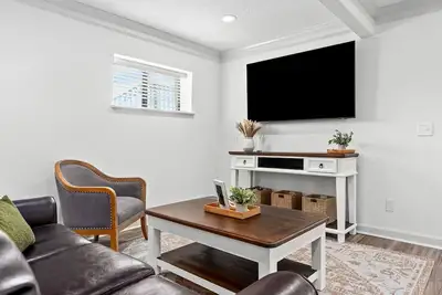 Image de Spacious Auburn Condo - 3br Near Campus + King Suite