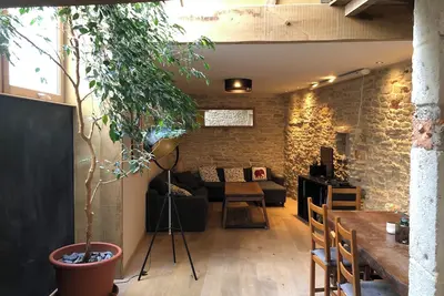 Image de Maison de ville, ancienne bergerie entièrement rénovée en plein cœur de Beaune