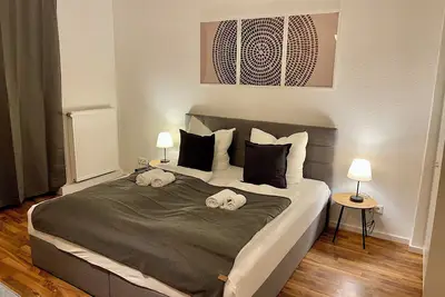 Image de Raha - Premium Ferienwohnung - Garten - Mercedes und Marien Kh -vollausstattung