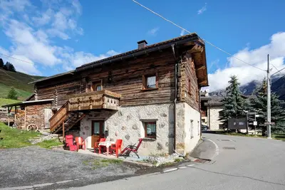 Image de Appartement 'Sole Tra Le Cime - Trepalle' avec vue sur les montagnes, jardin privé et Wi-Fi