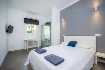Image de Chambre double Nº3' avec terrasse partagée, Wi-Fi et climatisation