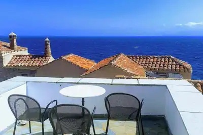 Image de Maison de vacances 'Casa Tradizionale Monemvasia' avec vue sur la mer, Wi-Fi et climatisation