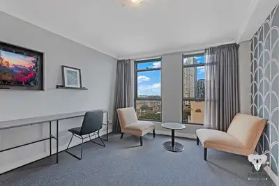 Image de KozyGuru | Sydney Cbd | High Level 2 Bed Studio