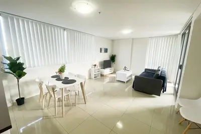 Image de KozyGuru | Parramatta | Clean  Apt | Free Wi-Fi