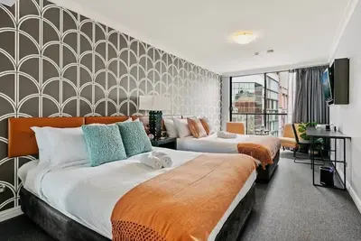 Image de KozyGuru | Sydney Cbd | Convenient City Studio