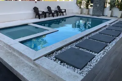 Image de Center of Cabarete, 2 full bedrooms, 2 full bathroom w pool, full equipment, Ac,